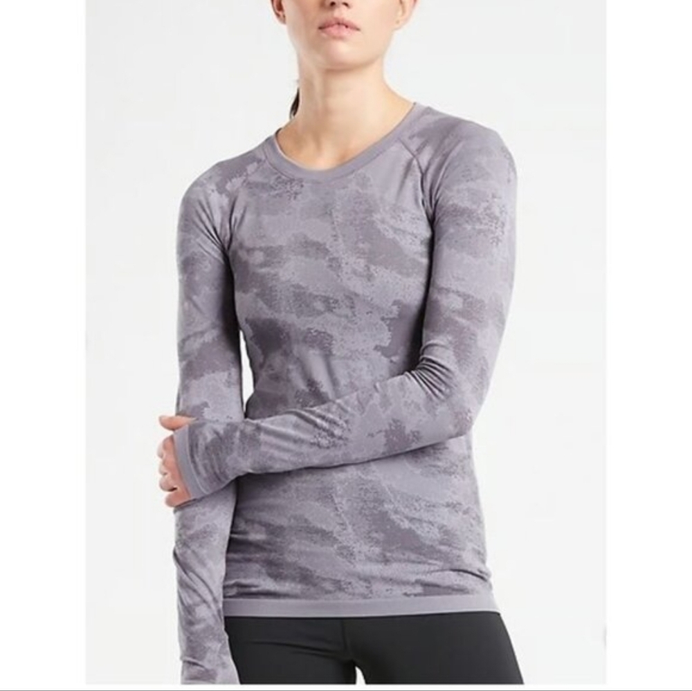 Athleta Momentum Camo Long Sleeve, Size Small